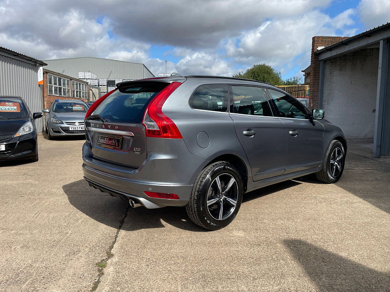 Volvo XC60 2.4 D5 R-Design Nav SUV 5dr Diesel Auto AWD Euro 6 (s/s) (220 ps) 5dr Automatic 2026