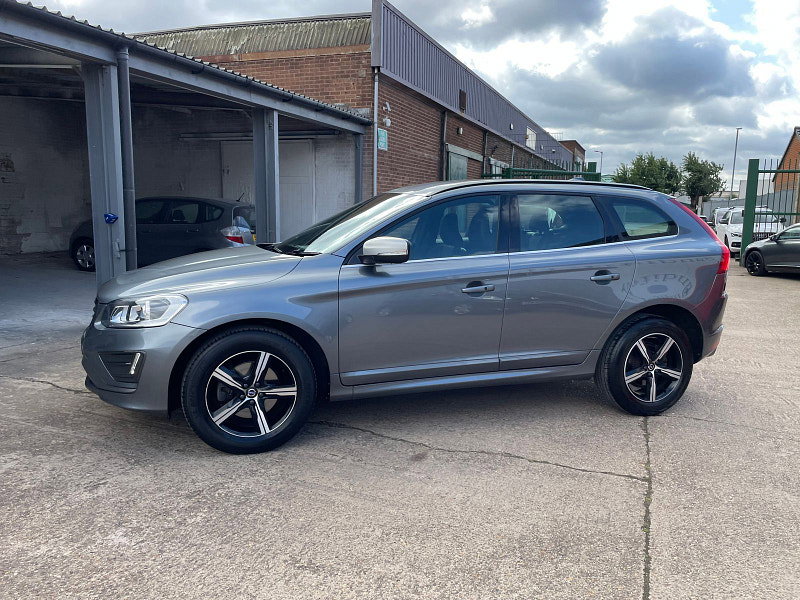 Volvo XC60 2.4 D5 R-Design Nav SUV 5dr Diesel Auto AWD Euro 6 (s/s) (220 ps) 5dr Automatic 2026