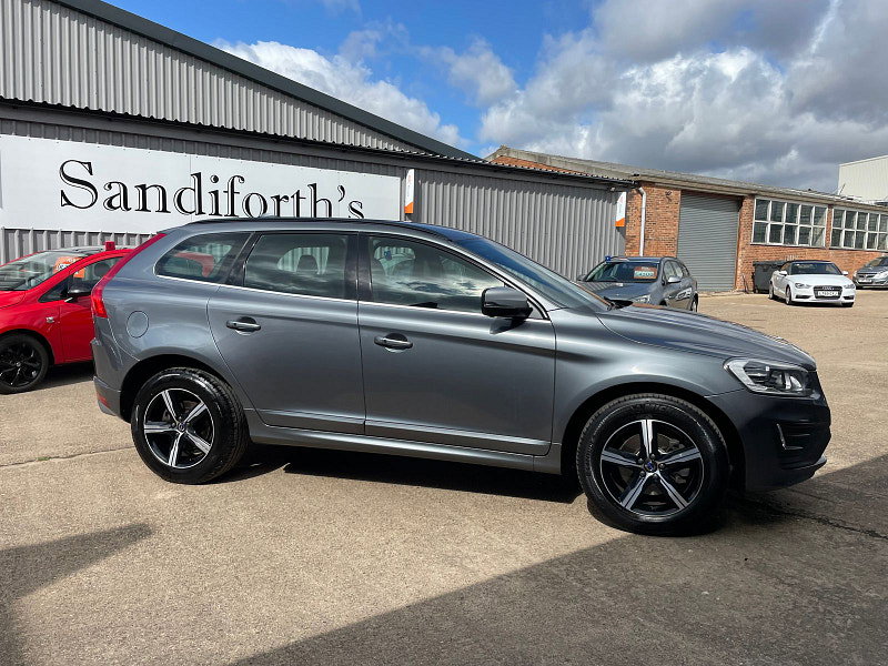 Volvo XC60 2.4 D5 R-Design Nav SUV 5dr Diesel Auto AWD Euro 6 (s/s) (220 ps) 5dr Automatic 2026