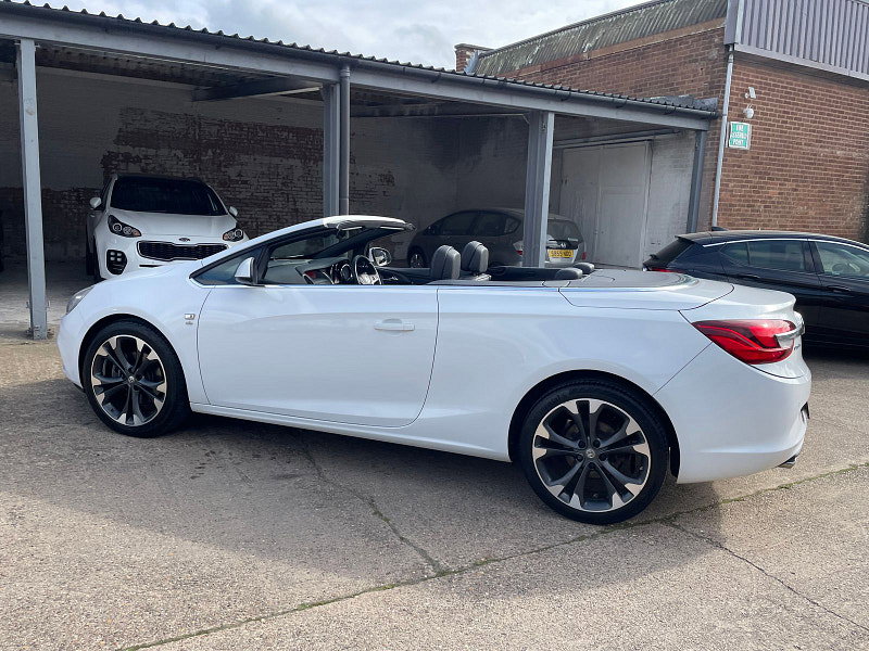 Vauxhall Cascada 2.0 CDTi Elite Convertible 2dr Diesel Manual Euro 5 (s/s) (165 ps) Full Black Leather, 30k From New 2dr Manual 2026
