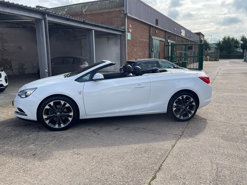 Vauxhall Cascada 2.0 CDTi Elite Convertible 2dr Diesel Manual Euro 5 (s/s) (165 ps) Full Black Leather, 30k From New 2dr Manual 2026