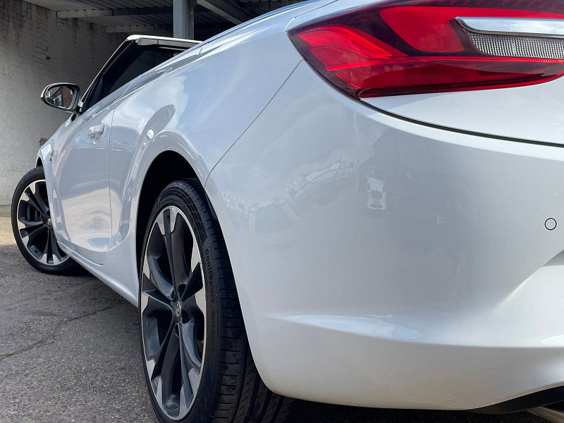 Vauxhall Cascada 2.0 CDTi Elite Convertible 2dr Diesel Manual Euro 5 (s/s) (165 ps) Full Black Leather, 30k From New 2dr Manual 2026