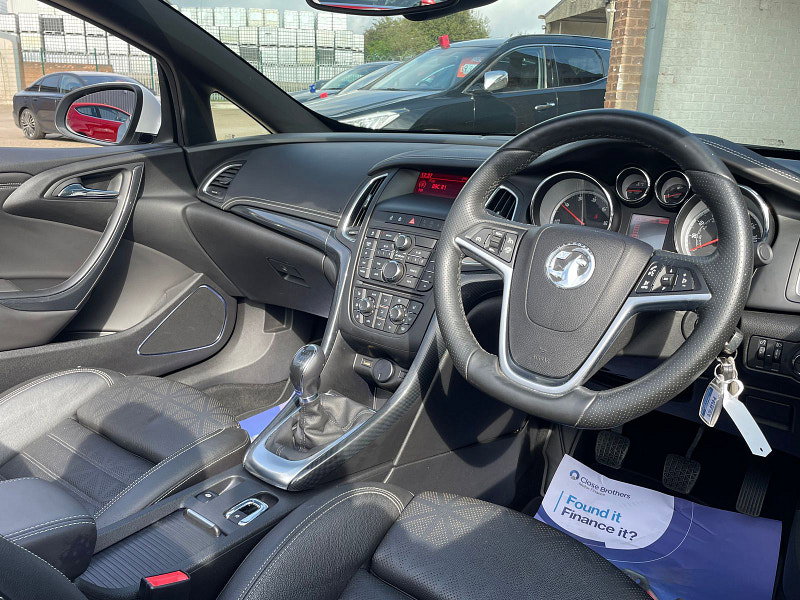 Vauxhall Cascada 2.0 CDTi Elite Convertible 2dr Diesel Manual Euro 5 (s/s) (165 ps) Full Black Leather, 30k From New 2dr Manual 2026