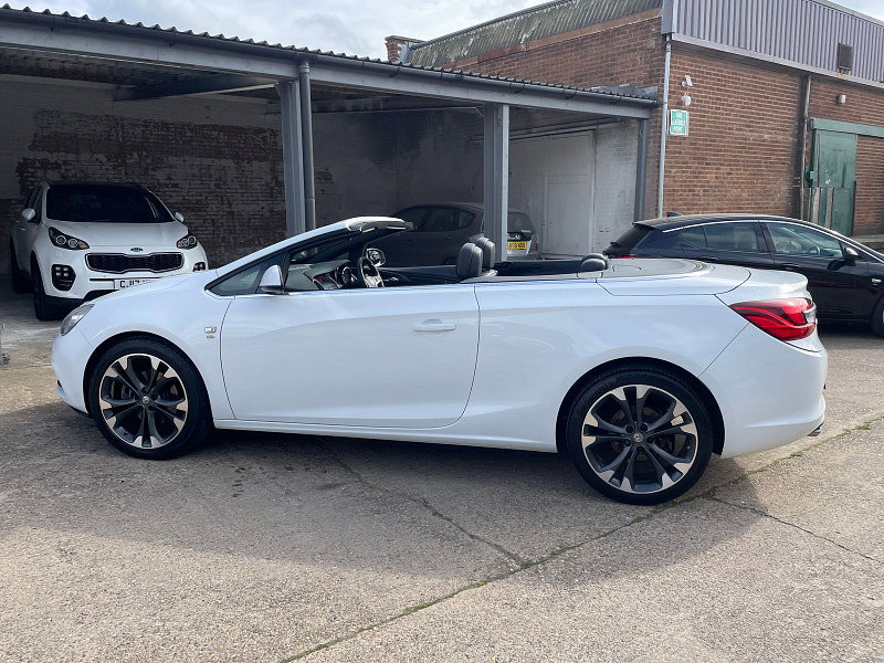 Vauxhall Cascada 2.0 CDTi Elite Convertible 2dr Diesel Manual Euro 5 (s/s) (165 ps) Full Black Leather, 30k From New 2dr Manual 2026