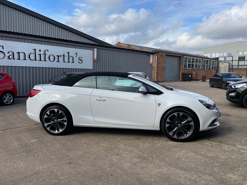 Vauxhall Cascada 2.0 CDTi Elite Convertible 2dr Diesel Manual Euro 5 (s/s) (165 ps) Full Black Leather, 30k From New 2dr Manual 2026