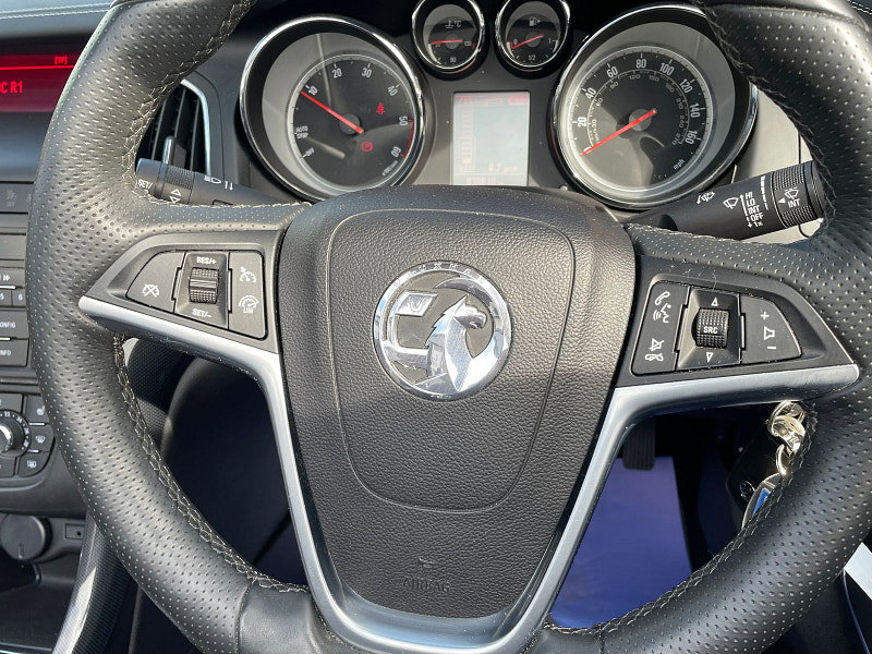 Vauxhall Cascada 2.0 CDTi Elite Convertible 2dr Diesel Manual Euro 5 (s/s) (165 ps) Full Black Leather, 30k From New 2dr Manual 2026