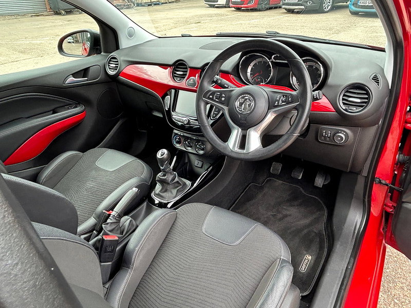 Vauxhall ADAM 1.2i Griffin Hatchback 3dr Petrol Manual Euro 6 (70 ps) 3dr Manual 2026
