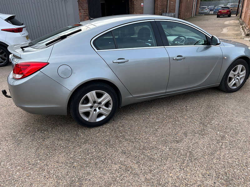 Vauxhall Insignia 2.0 CDTi ecoFLEX Exclusiv Hatchback 5dr Diesel Manual Euro 5 (s/s) (130 ps) 5dr Manual 2026