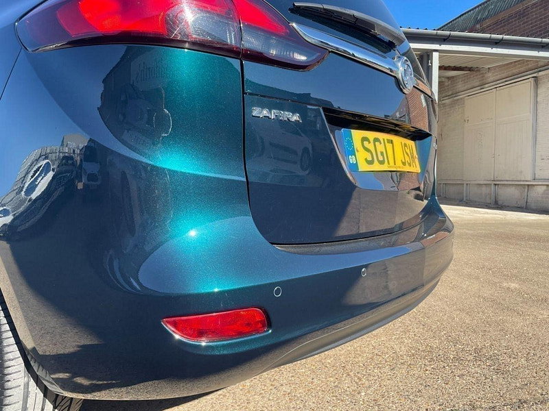 Vauxhall Zafira Tourer 1.4 SRI NAV 5d 138 BHP ONLY 1 FORMER KEEPER, ULEZ FREE FINANCE OFFERED, SAT NAV, BLUETOOTH 5dr Manual 2026