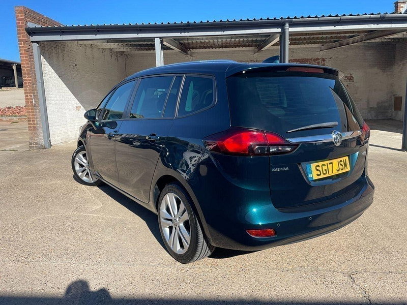 Vauxhall Zafira Tourer 1.4 SRI NAV 5d 138 BHP ONLY 1 FORMER KEEPER, ULEZ FREE FINANCE OFFERED, SAT NAV, BLUETOOTH 5dr Manual 2026