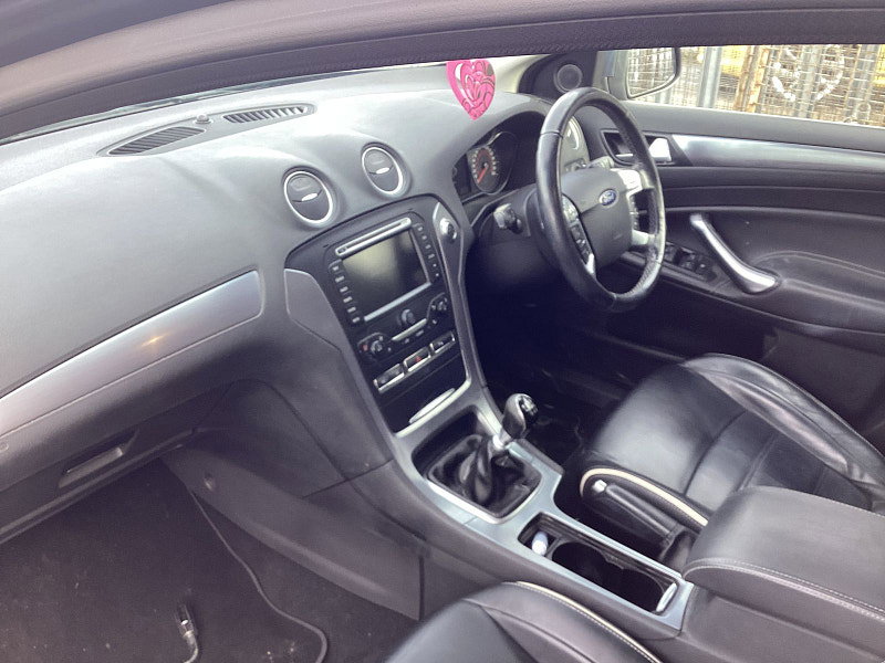 2014 Ford Mondeo in GREY, photo 9 of 17