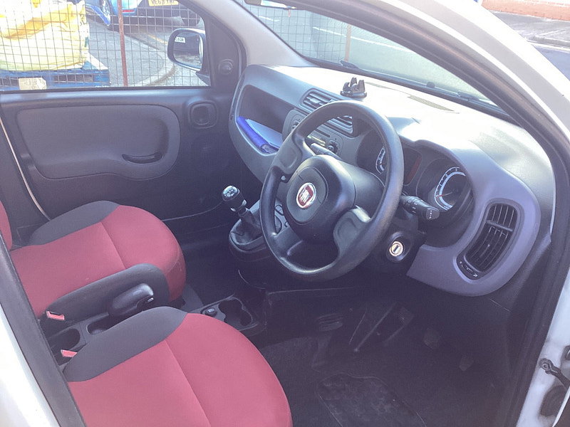 2013 Fiat Panda in White, photo 10 of 13