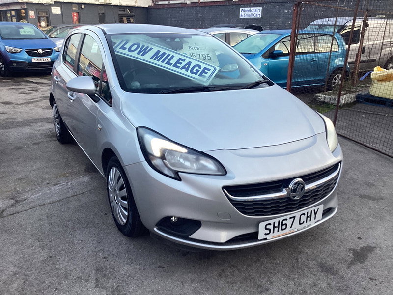 2018 Vauxhall Corsa in Silver, photo 2 of 15