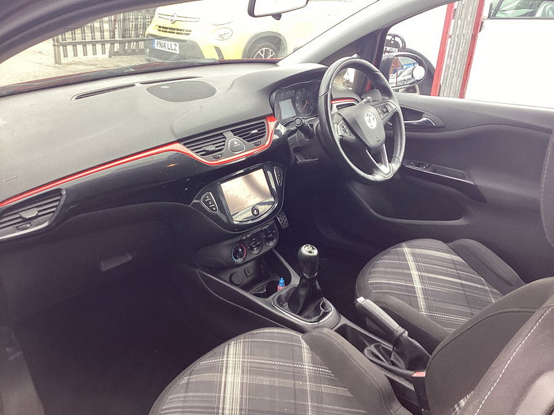 2015 Vauxhall Corsa in Red, photo 6 of 9