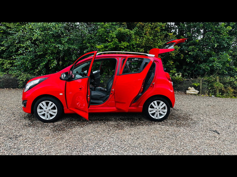Chevrolet Spark 1.2i LTZ Hatchback 5dr Petrol Manual Euro 5 (81 ps)