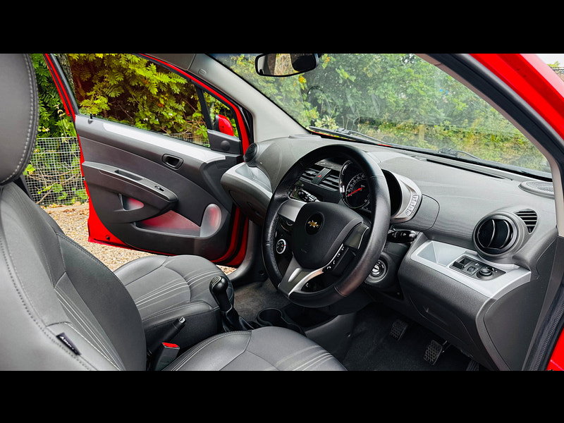 Chevrolet Spark 1.2i LTZ Hatchback 5dr Petrol Manual Euro 5 (81 ps)