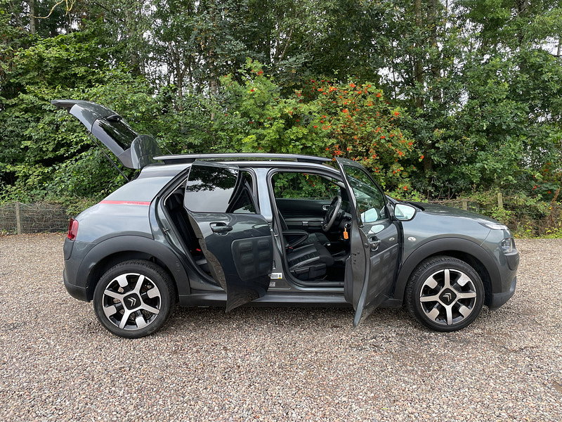 Citroen C4 Cactus 1.6 BlueHDi Flair Edition Hatchback 5dr Diesel ETG6 Euro 6 (s/s) (100 ps)