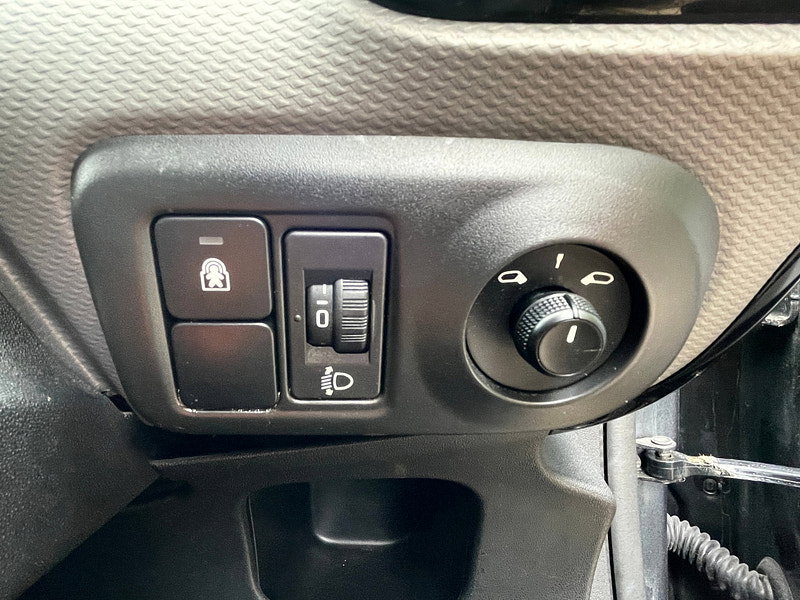 Citroen C4 Cactus 1.6 BlueHDi Flair Edition Hatchback 5dr Diesel ETG6 Euro 6 (s/s) (100 ps)
