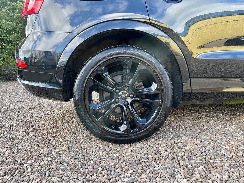 Audi Q3 2.0 TDI S line Plus S Tronic quattro Euro 5 (s/s) 5dr
