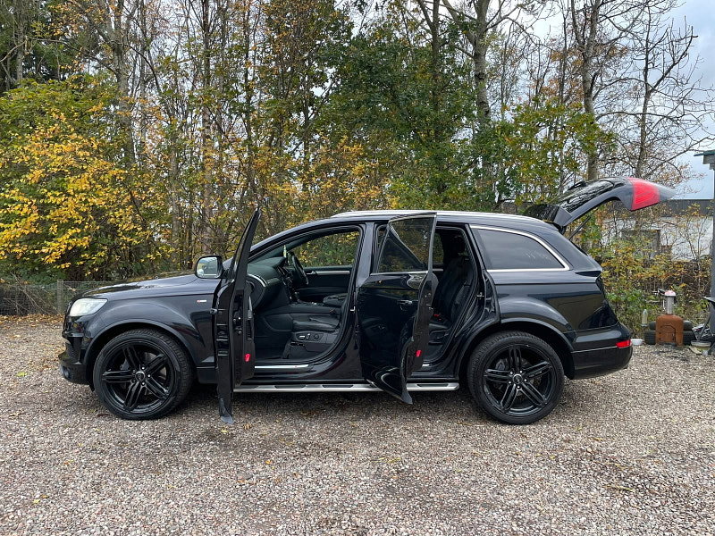 Audi Q7 3.0 TDI V6 S line Plus SUV 5dr Diesel Tiptronic quattro Euro 5 (s/s) (245 ps)