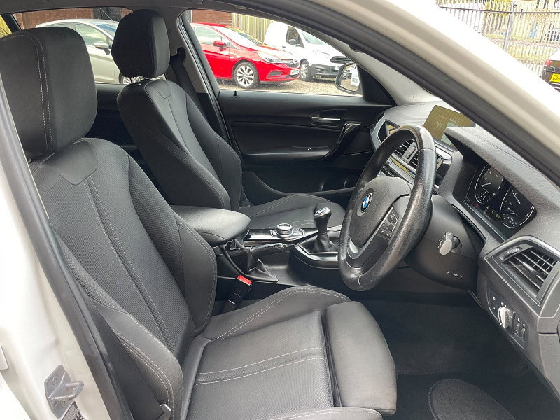 BMW 1 Series 1.5 118i Sport Euro 6 (s/s) 5dr