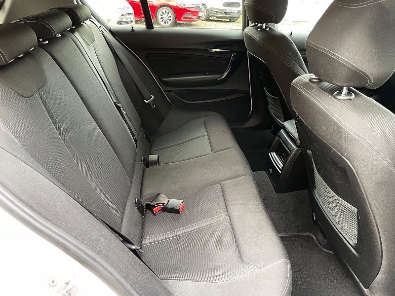 BMW 1 Series 1.5 118i Sport Euro 6 (s/s) 5dr