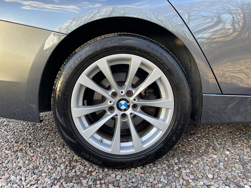 BMW 3 Series 2.0 316d SE Touring Euro 6 (s/s) 5dr