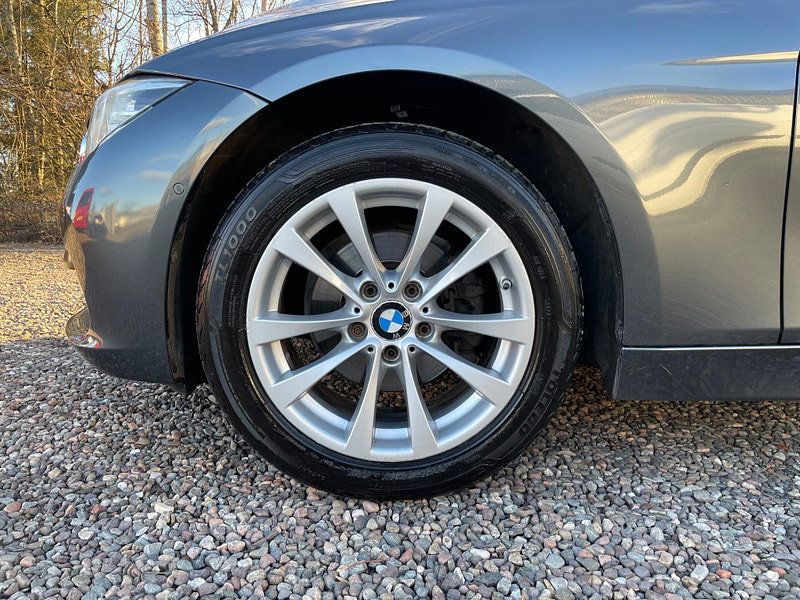 BMW 3 Series 2.0 316d SE Touring Euro 6 (s/s) 5dr