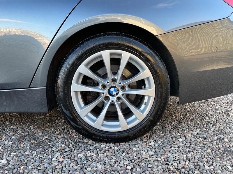 BMW 3 Series 2.0 316d SE Touring Euro 6 (s/s) 5dr