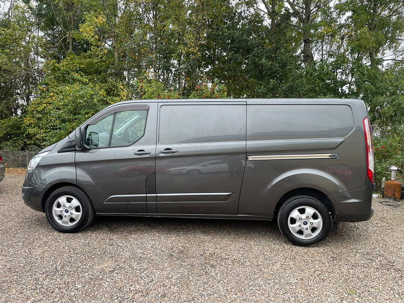 Ford Transit Custom 2.0 TDCi 290 Limited Panel Van 5dr Diesel Manual L2 H2 (157 g/km, 128 bhp)