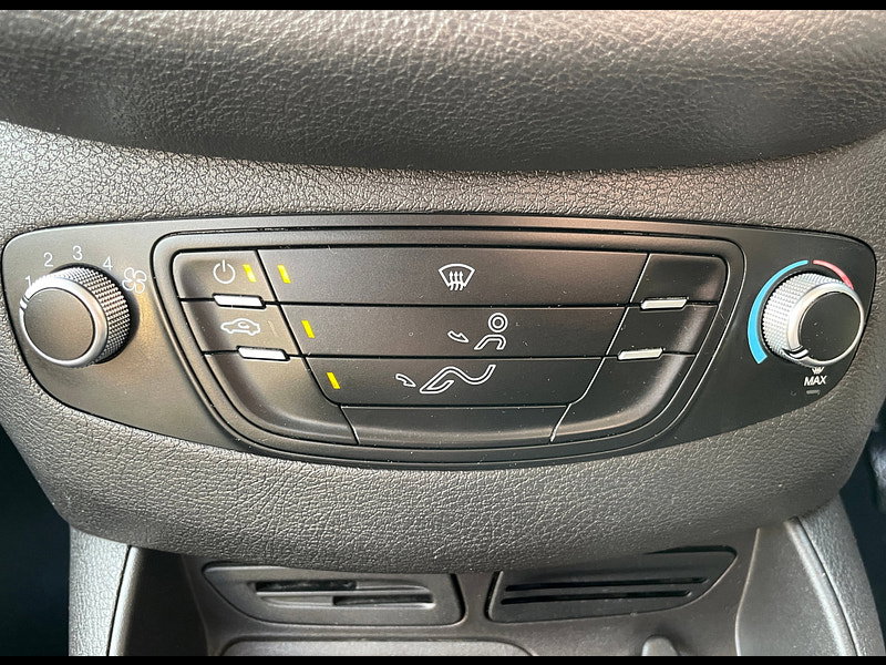 Ford Transit Courier 1.5 TDCi Panel Van 4dr Diesel Manual L1 Euro 5 (75 ps)