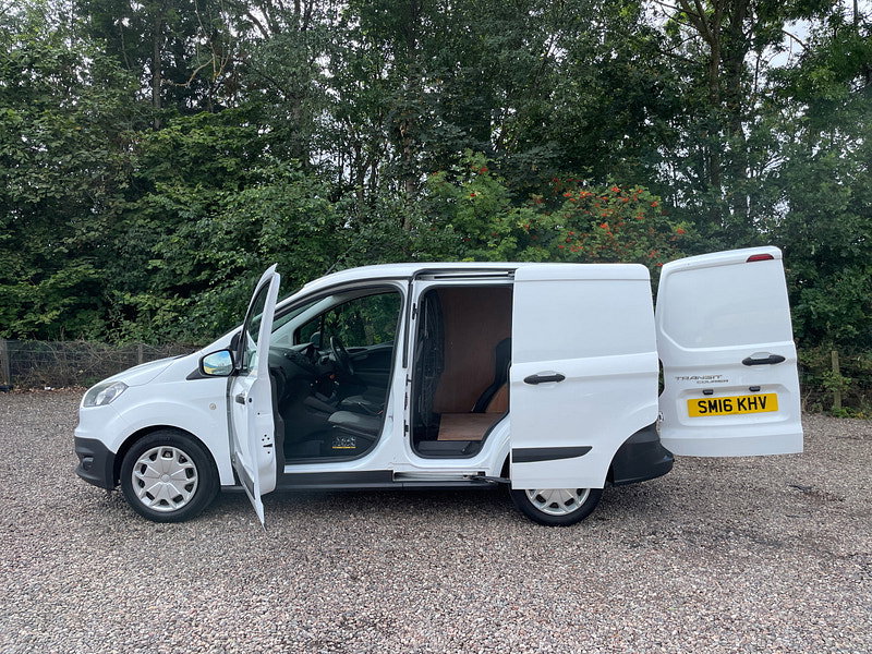 Ford Transit Courier 1.5 TDCi Panel Van 4dr Diesel Manual L1 Euro 5 (75 ps)