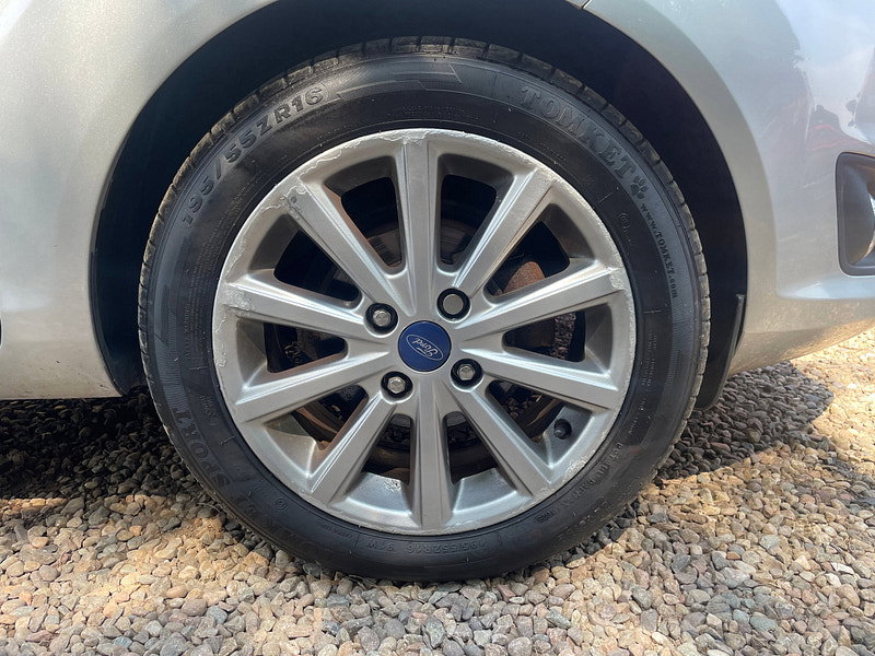 Ford Fiesta 1.0T EcoBoost Titanium Euro 6 (s/s) 5dr