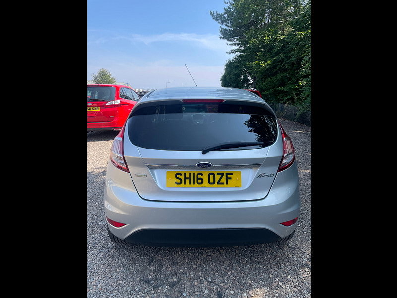 Ford Fiesta 1.0T EcoBoost Titanium Euro 6 (s/s) 5dr
