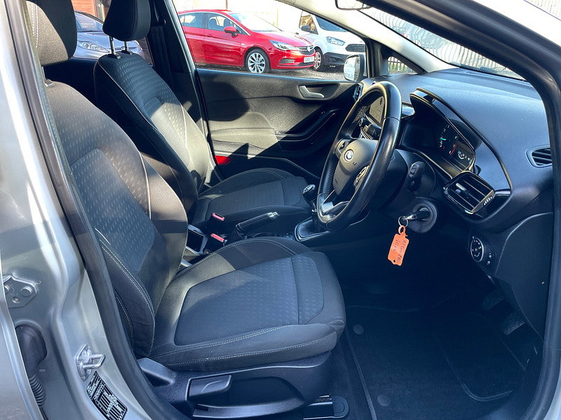Ford Fiesta 1.0T EcoBoost Zetec Euro 6 (s/s) 5dr