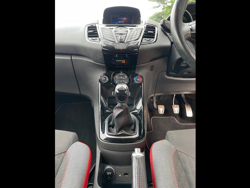 Ford Fiesta 1.0T EcoBoost Zetec S Hatchback 3dr Petrol Manual Euro 6 (s/s) (140 ps)