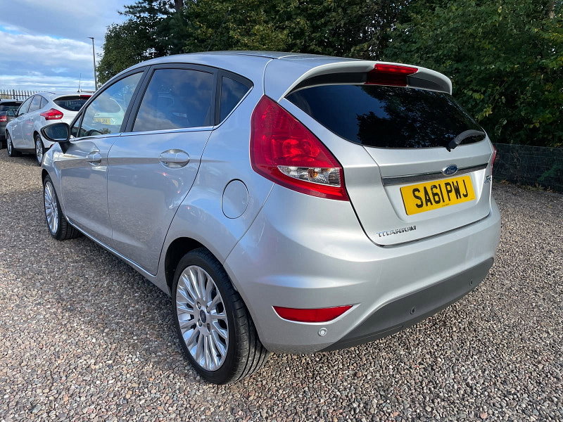 Ford Fiesta 1.4 Titanium Hatchback 5dr Petrol Automatic (154 g/km, 94 bhp)