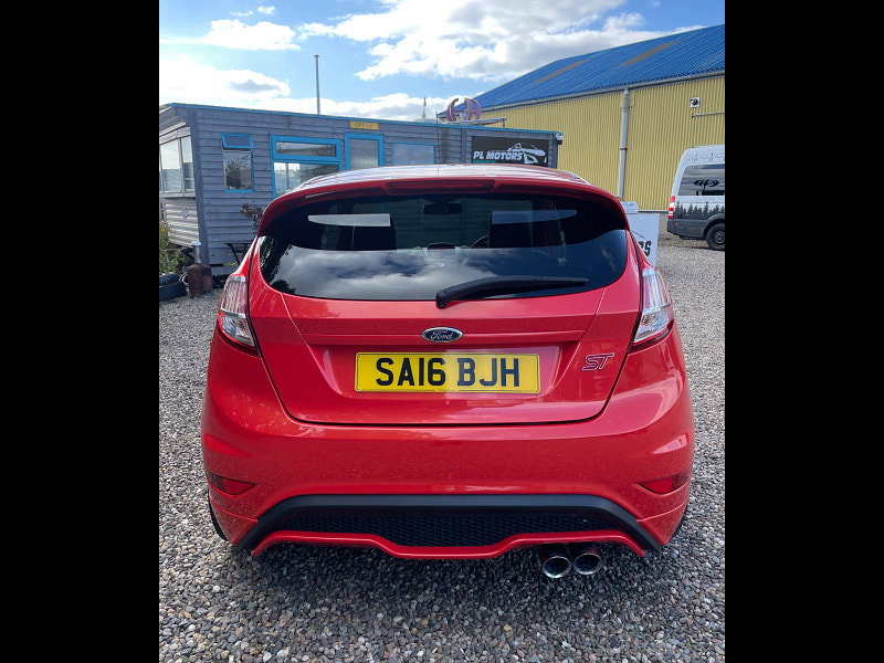 Ford Fiesta 1.6T EcoBoost ST-3 Euro 6 3dr