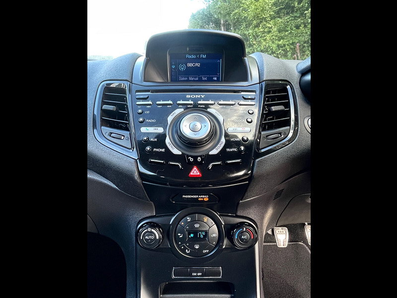 Ford Fiesta 1.6T EcoBoost ST-3 Euro 6 3dr