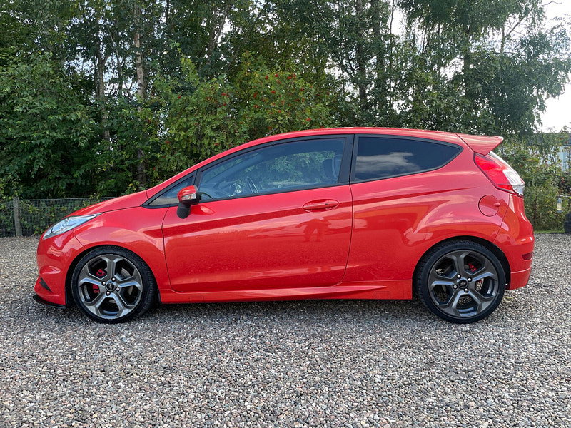 Ford Fiesta 1.6T EcoBoost ST-3 Euro 6 3dr