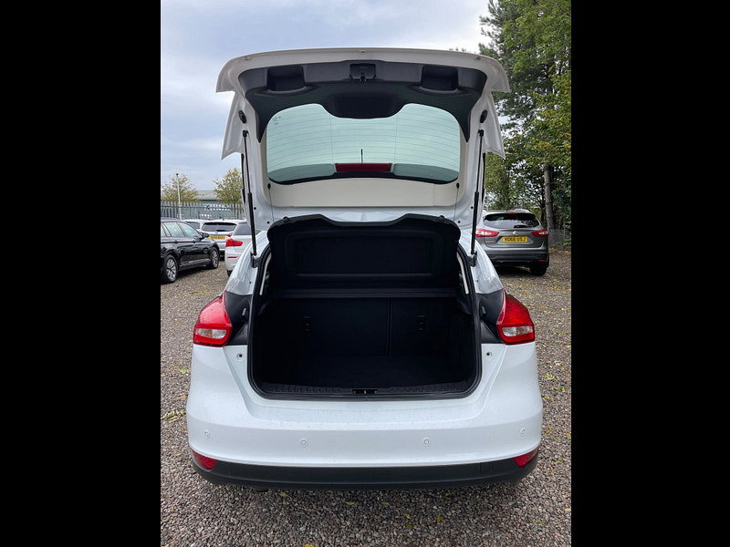 Ford Focus 1.0T EcoBoost Titanium Hatchback 5dr Petrol Manual Euro 6 (s/s) (100 ps)