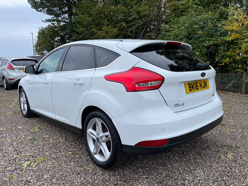 Ford Focus 1.0T EcoBoost Titanium Hatchback 5dr Petrol Manual Euro 6 (s/s) (100 ps)