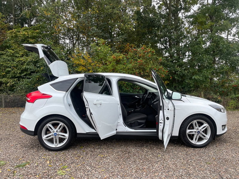 Ford Focus 1.0T EcoBoost Titanium Hatchback 5dr Petrol Manual Euro 6 (s/s) (100 ps)