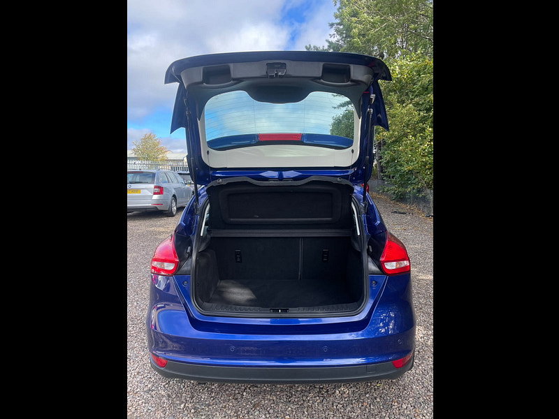Ford Focus 1.0T EcoBoost Titanium Hatchback 5dr Petrol Manual Euro 6 (s/s) (100 ps)