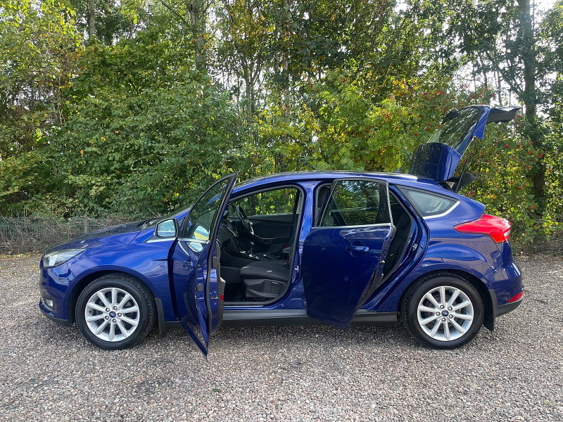 Ford Focus 1.0T EcoBoost Titanium Hatchback 5dr Petrol Manual Euro 6 (s/s) (100 ps)