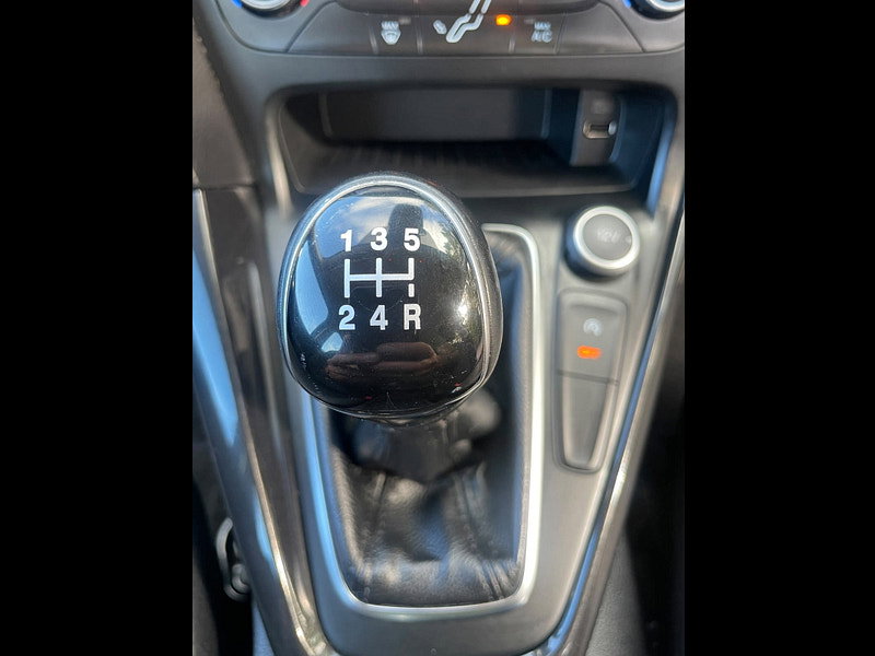 Ford Focus 1.0T EcoBoost Titanium Hatchback 5dr Petrol Manual Euro 6 (s/s) (100 ps)