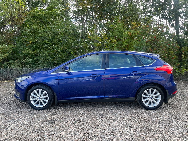 Ford Focus 1.0T EcoBoost Titanium Hatchback 5dr Petrol Manual Euro 6 (s/s) (100 ps)
