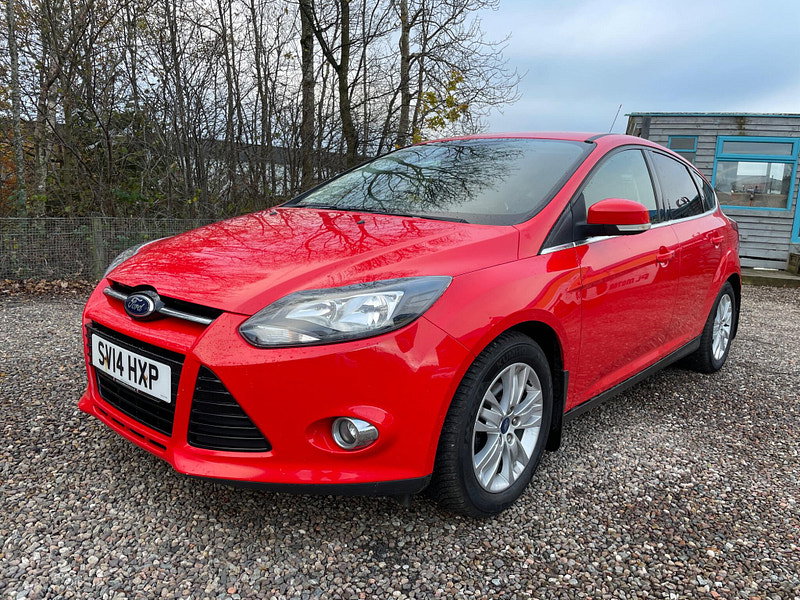 Ford Focus 1.0T EcoBoost Titanium Navigator Euro 5 (s/s) 5dr