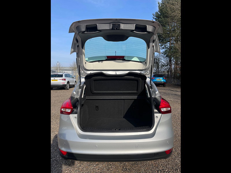 Ford Focus 1.5 TDCi Titanium Euro 6 (s/s) 5dr