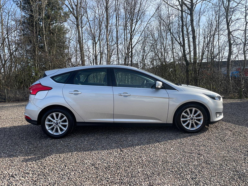 Ford Focus 1.5 TDCi Titanium Euro 6 (s/s) 5dr